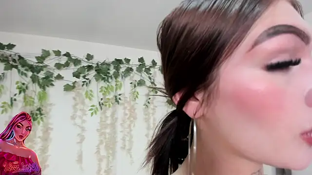 lizz_lunna 在線直播表演