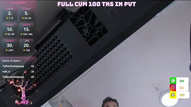 Chase_jacson1 élő XXX-chatje
