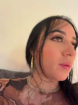 EmmyEvans1's Live XXX Chat