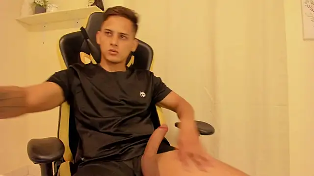 Вебкам-шоу sexy_andres01