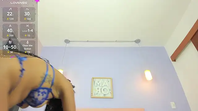 PriscilaCooper's Live XXX Chat