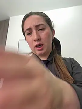 suzy-111's Webcam Show