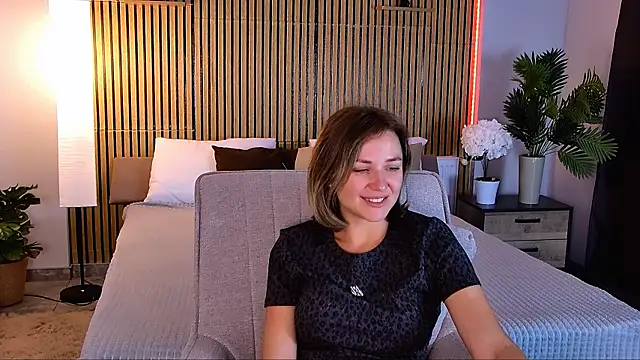 EmeraldGlow Live XXX-Chat