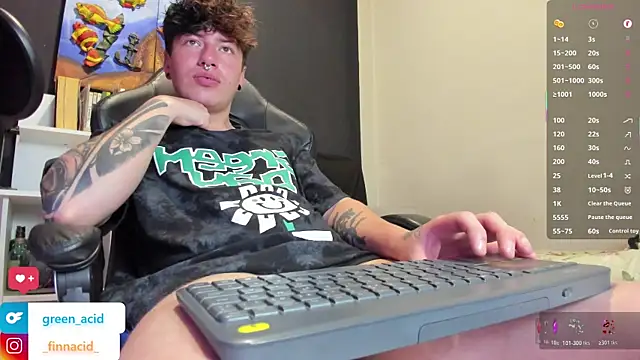 Green_acid01's Webcam Show