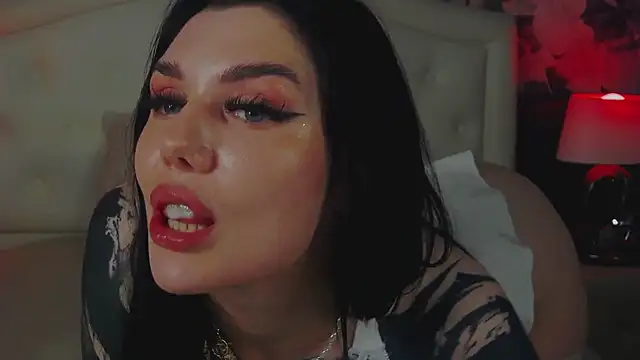 MaeveMoon webcam show