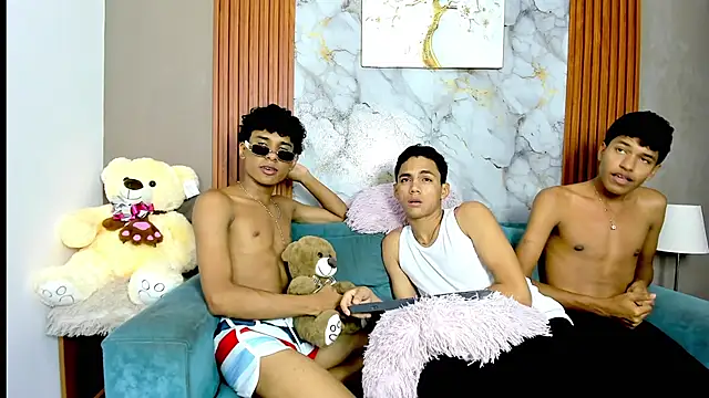 Chat XXX ao vivo de THREE_BLACK