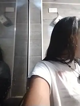 Chat XXX ao vivo de LITTLE-NESSA