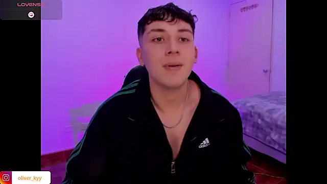 OLIVER_K Live XXX Chat