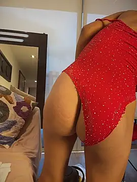 Chat +18 de sexi_noemi ao vivo