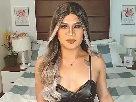PlayfullBella Live XXX Chat
