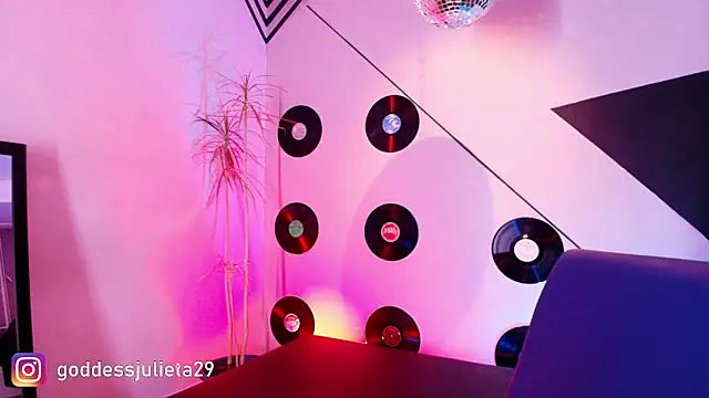GoddessJulieta_ 现场XXX聊天