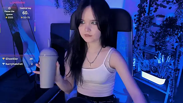 Elainebeness Adlı Modelin Canlı XXX Sohbeti