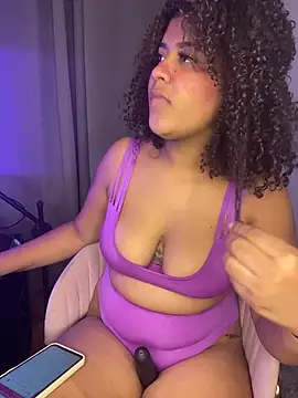 Show webcam de _CURLY_DOLL_