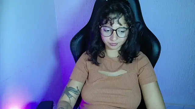 myamillor's Live XXX Chat