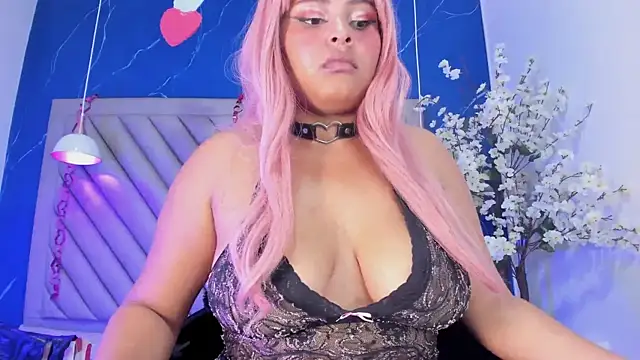 NaomiVelour's Live XXX Chat
