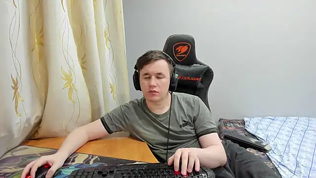 iliaskrislove Show Webcam