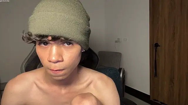 OopsAgain_ Chat XXX live