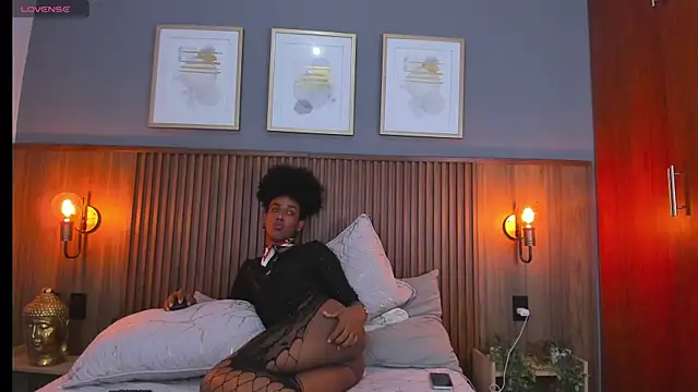 Krikrii_Miladyn Live XXX chat