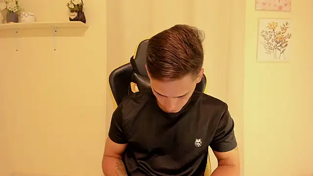 sexy_andres01 在線直播表演