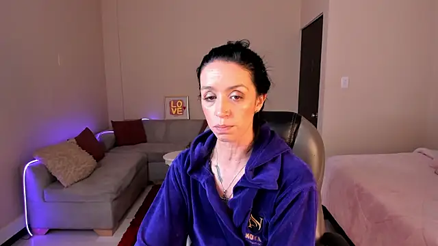دردشة Kristen_Garner الجنسية المباشرة