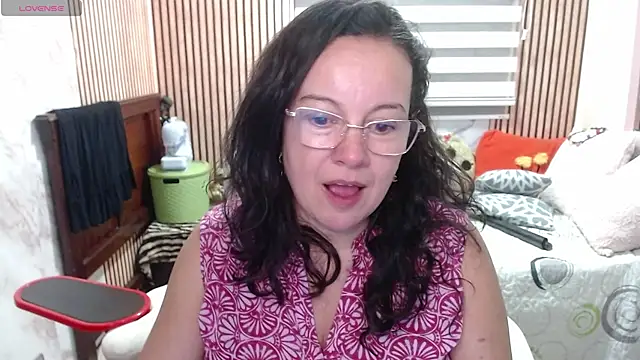 Sonialorens_'s Live XXX Chat
