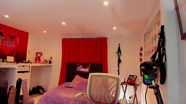 Sarah_teiku's Live XXX Chat