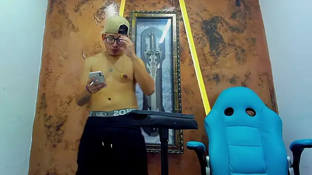 Show modela Drake_King19 na web-kameri