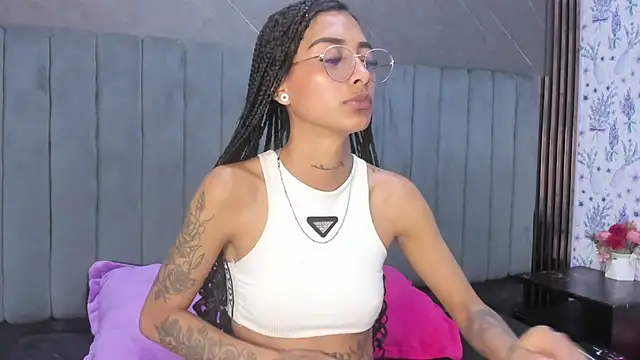 Онлайн чат XXX KarlaSlutSkinny__