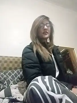karmicQueen669: απευθείας συνομιλία ΧΧΧ