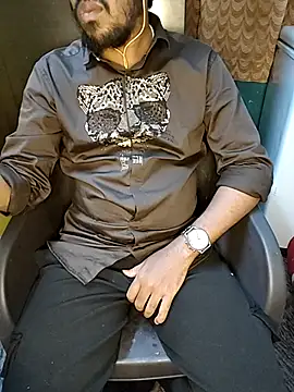 Karantamiltop 现场XXX聊天
