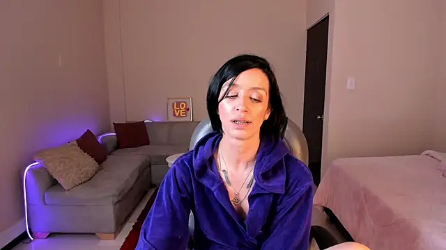 Kristen_Garner live XXX chat
