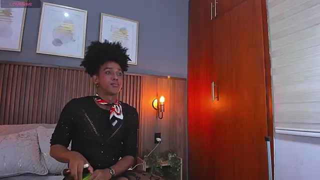 Krikrii_Milady Webcam show