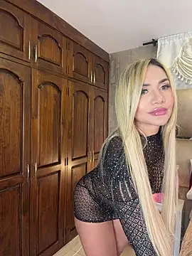 Celestemilan Live XXX-Chat