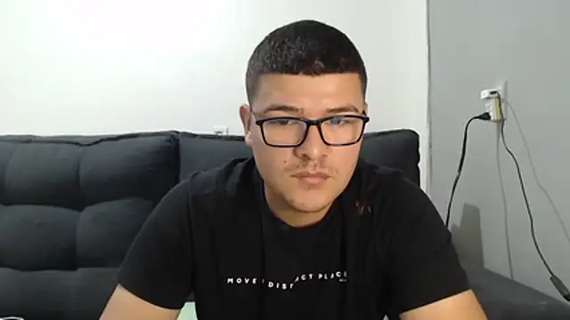 Chat XXX Live Plug_Control