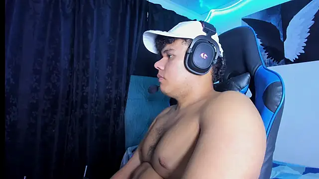แชท XXX สดของ michael_iron
