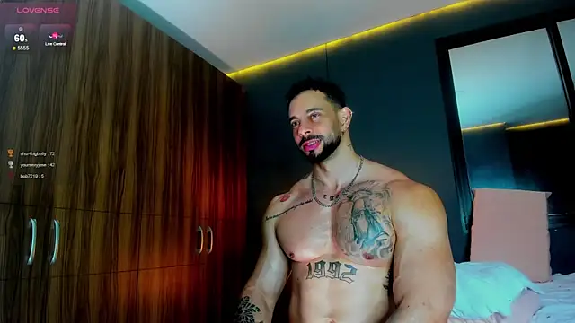 massimo_visconti: вебкам-шоу