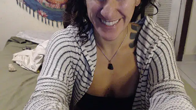 MissRebeka Chat XXX live
