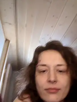 Show modela marijacucu na web-kameri