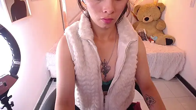 ahmy_'s Live XXX Chat