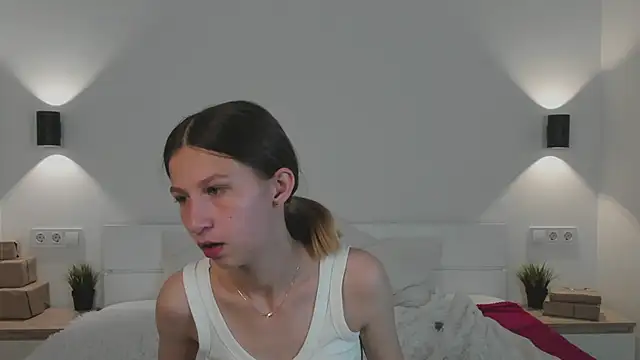 ChristiaHorde's Webcam Show