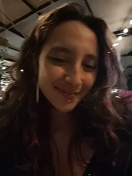 Živý XXX chat _Laary_Lily