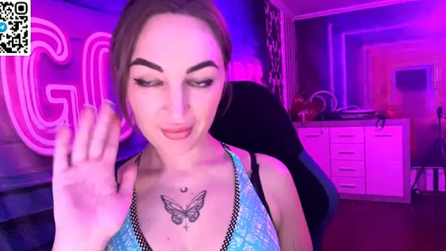 Vellora_'s Live XXX Chat