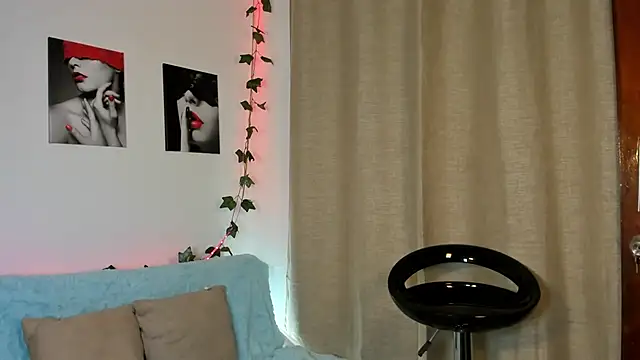 Rebeca_MarchettiのライブXXXチャット