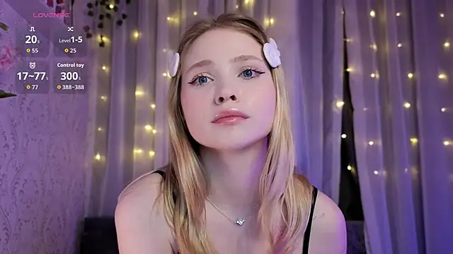 Luni_Lu's Webcam Show