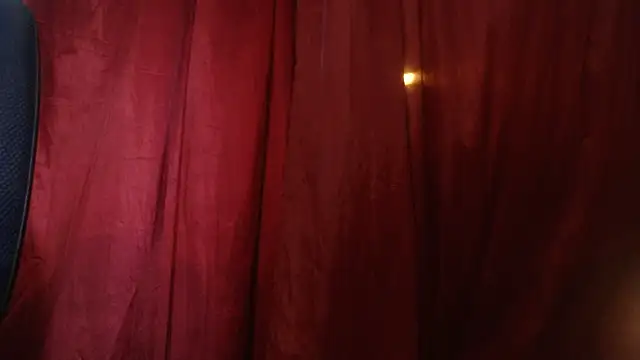 CurvyHeatのライブXXXチャット