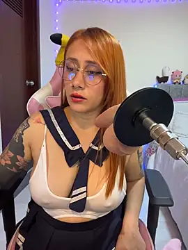 Chat XXX en directo de Luna_Paris_