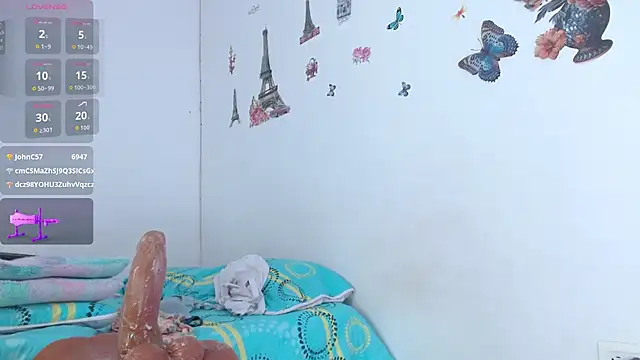 Živý XXX chat Emelyross_