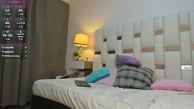 SaraWatsonn1's Live XXX Chat