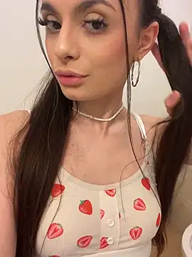 AshleyKarttern Webbikameraesitys