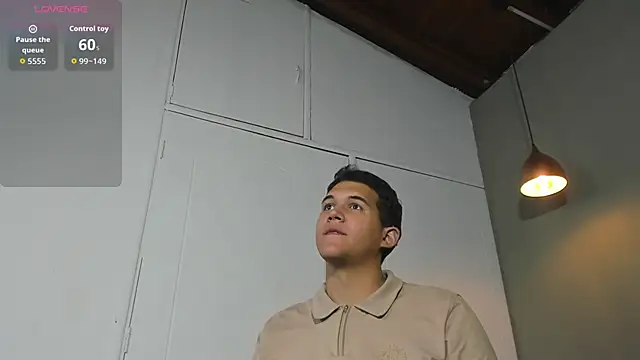 Show modela jacob_schneider na web-kameri